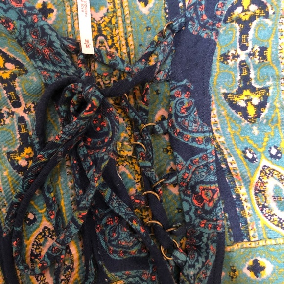 🎉Host Pick🎉Free People “Aloha” Top - Picture 5 of 7